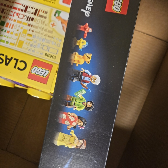 LEGO 21352 magic of Disney Mickey Mouse - Picture 4 of 9